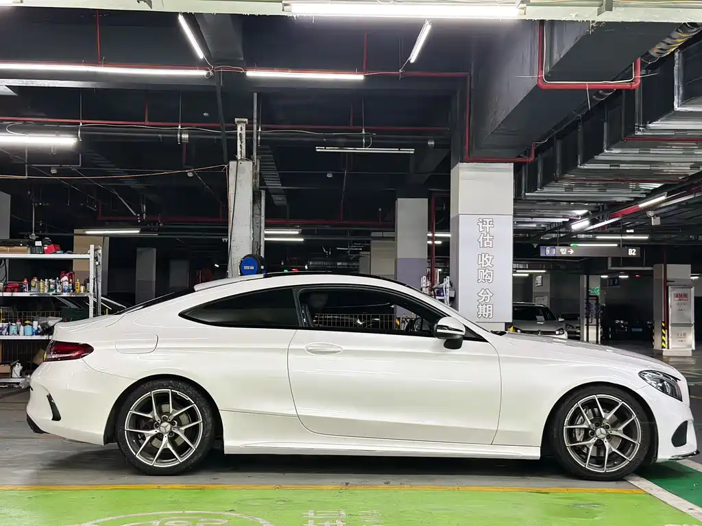 Mercedes-Benz C-Class 2017