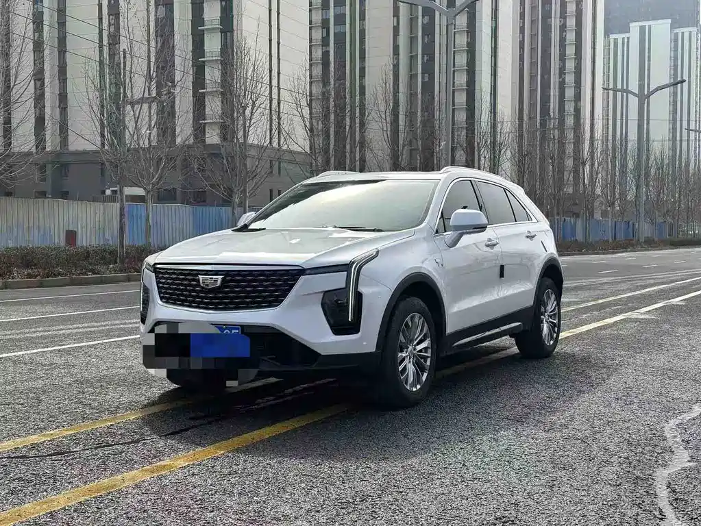 Cadillac XT4 2025 — фото 1