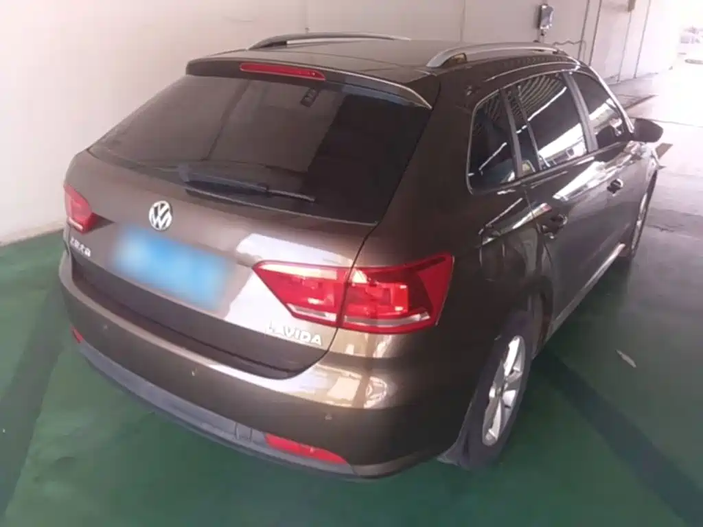 Volkswagen Gran Lavida 2015