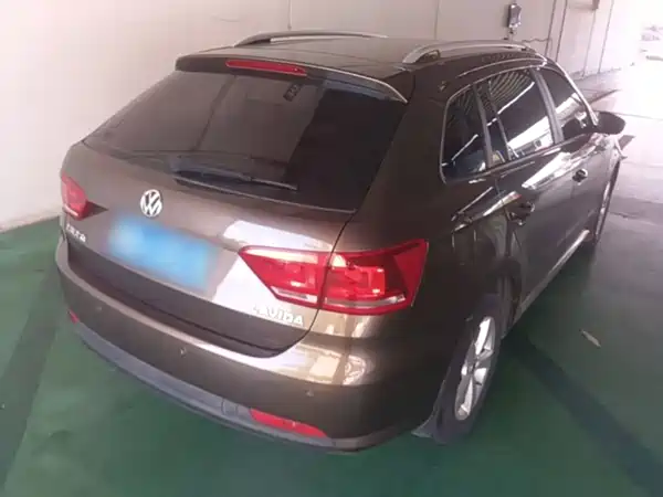 Volkswagen Gran Lavida 2015