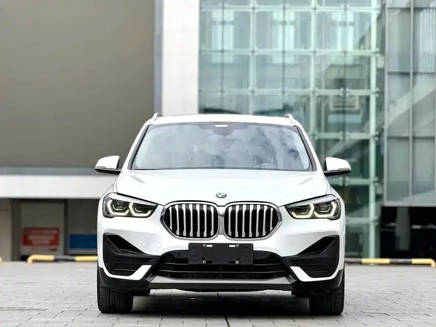 BMW X1 2021 — фото 2
