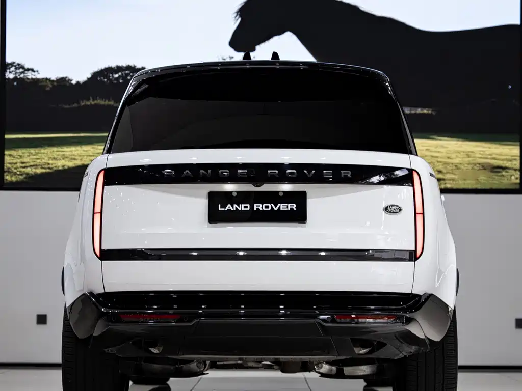 Land Rover Range Rover 2026 — фото 17
