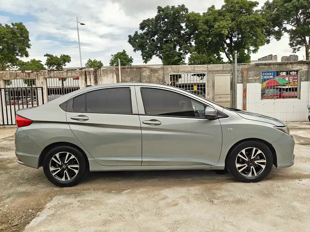 Honda City 2015 — фото 4