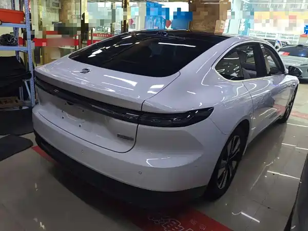 NIO ET7 2022