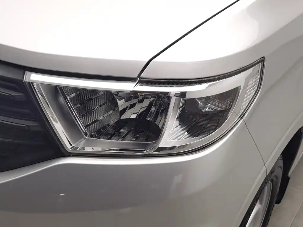 Wuling Hongguang V 2024