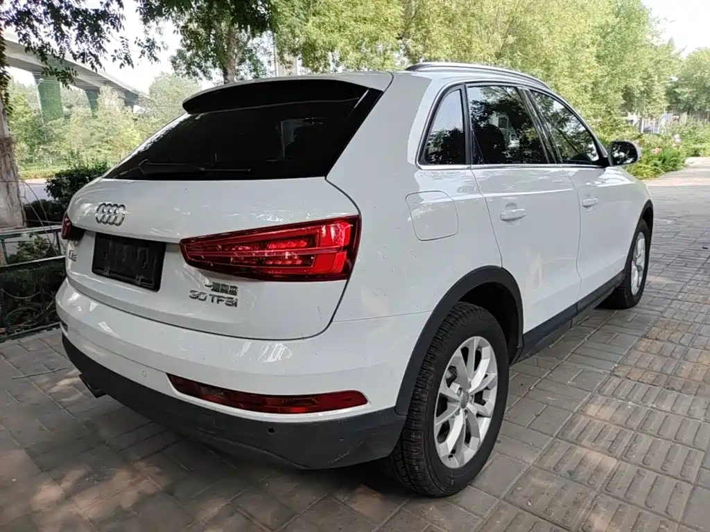 Audi Q3 2016