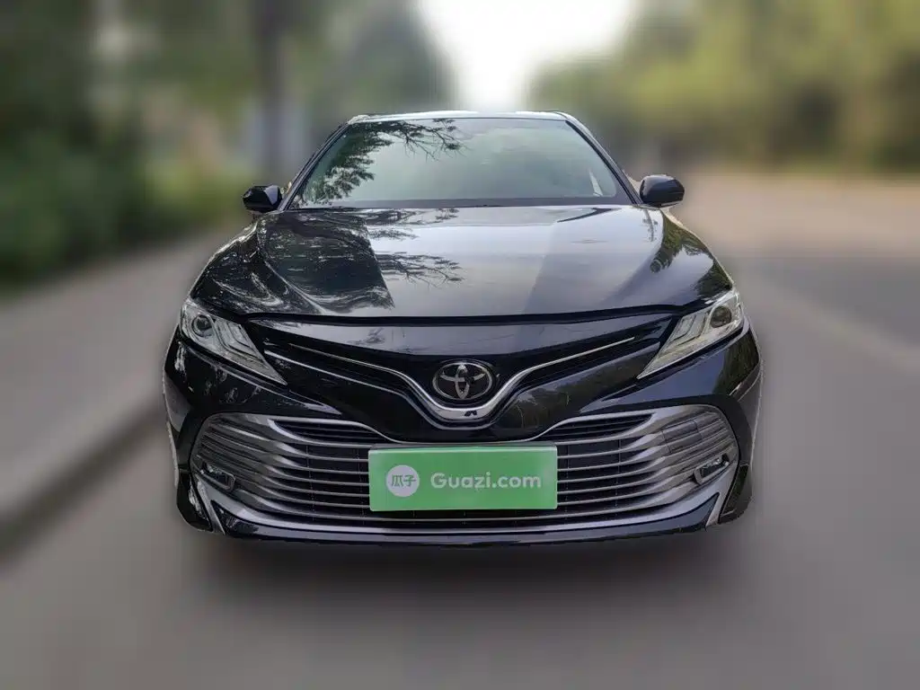Toyota Camry 2020 — фото 24