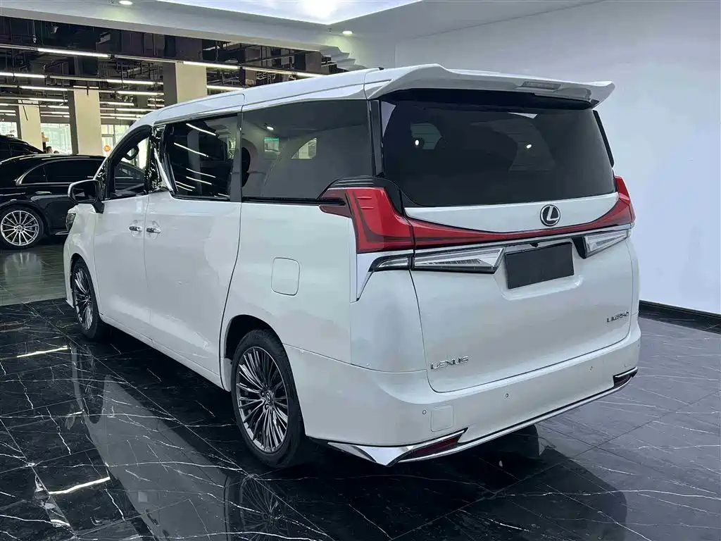 Toyota Alphard 2014 — фото 20