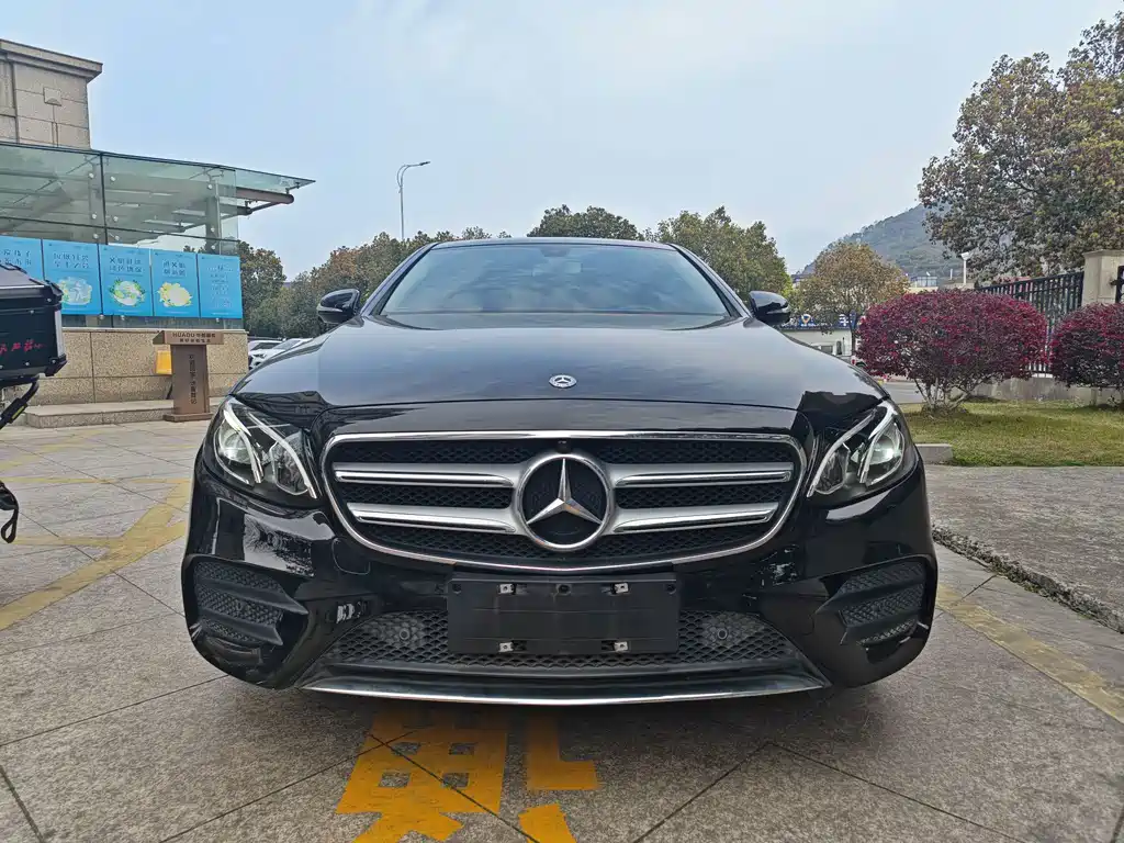 Mercedes-Benz E-Class 2020
