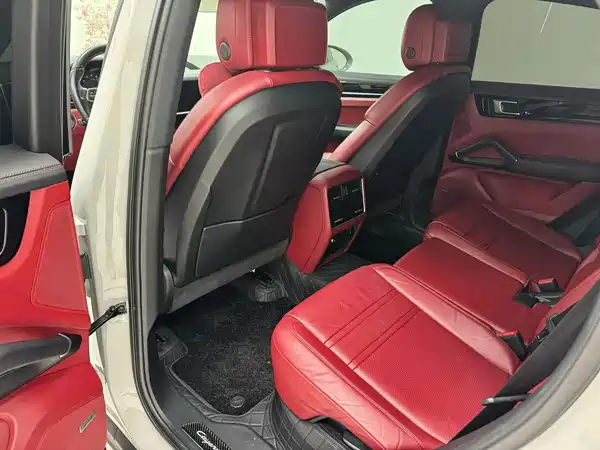 Porsche Cayenne 2019