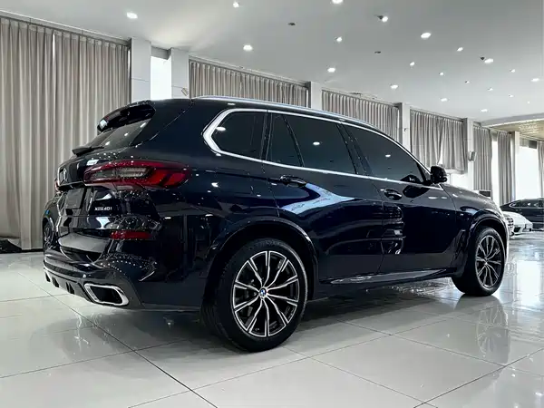 BMW X5 2022