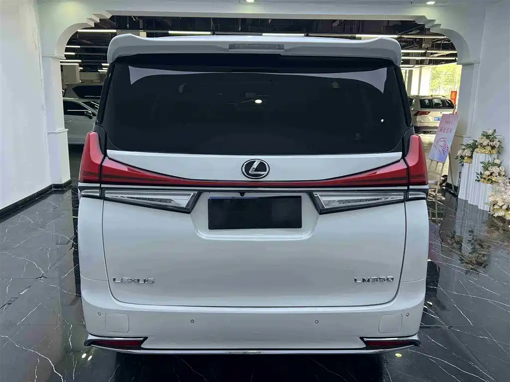 Toyota Alphard 2014 — фото 19