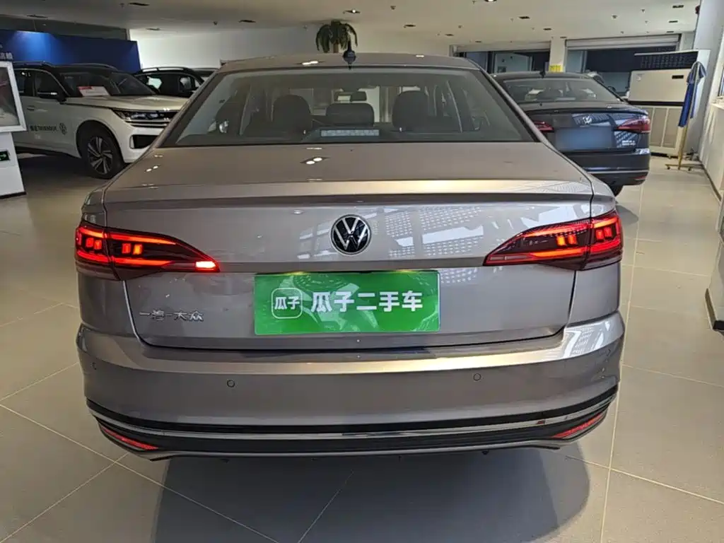 Volkswagen Bora 2024