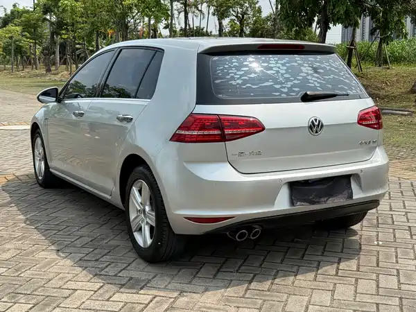 Volkswagen Golf 2014