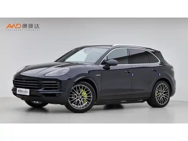 Porsche Cayenne Hybrid 2021