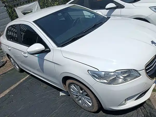 Peugeot 301 2016