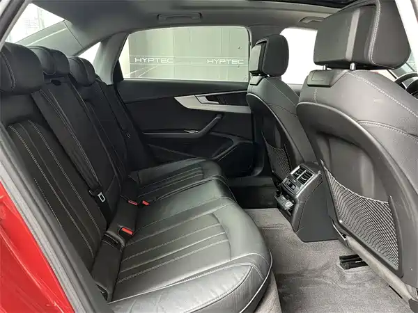 Audi A4L 2020