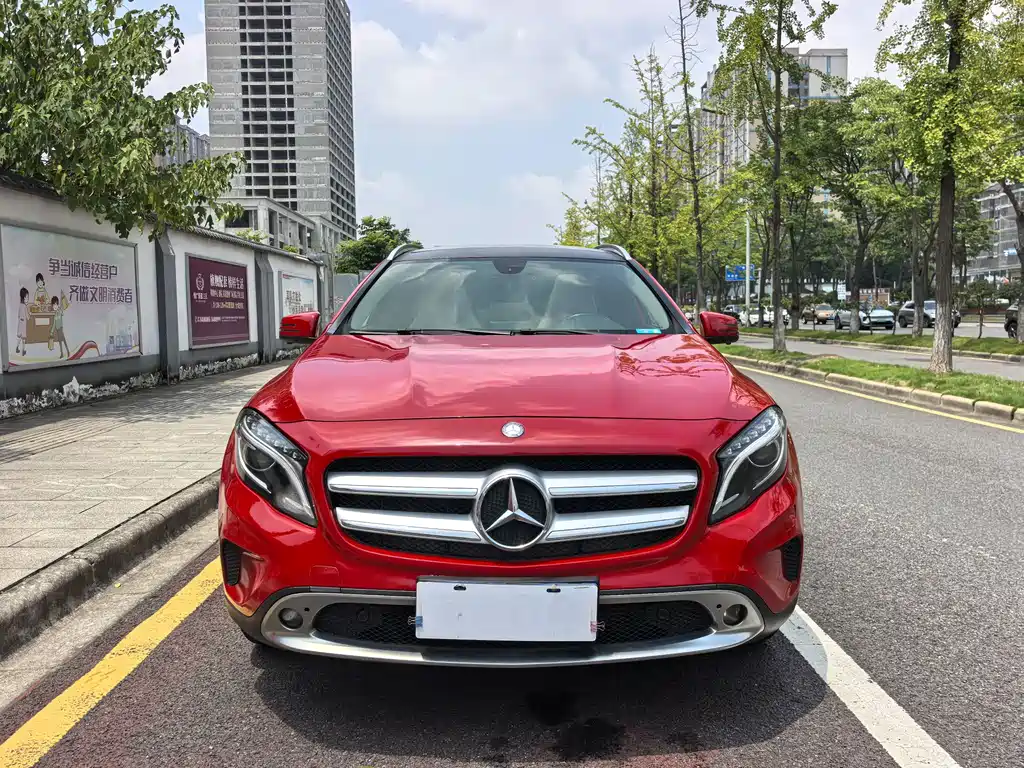Mercedes-Benz GLA 2015 — фото 2