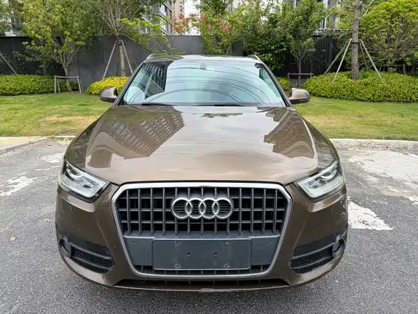 Audi Q3 2014
