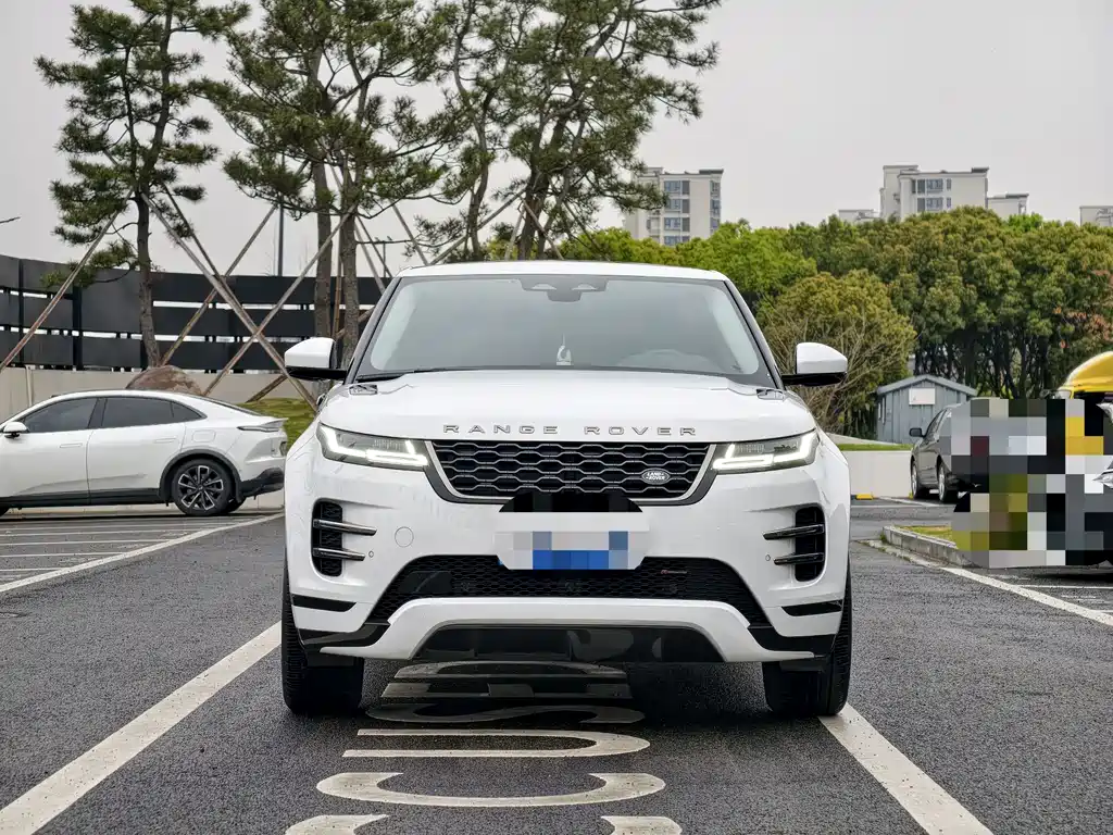 Land Rover Evoque 2023 — фото 2
