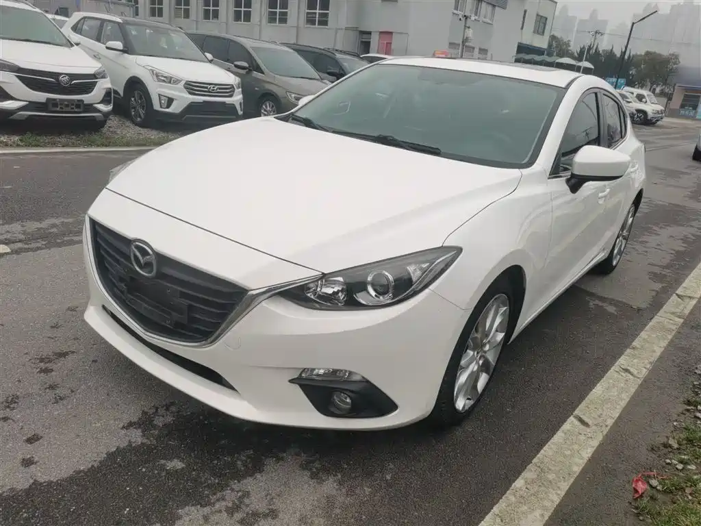 Mazda 3 Axela 2016 — фото 2