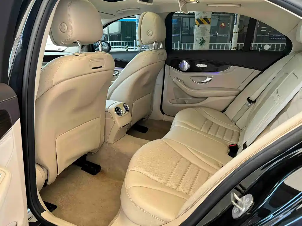 Mercedes-Benz C-Class 2017 — фото 6