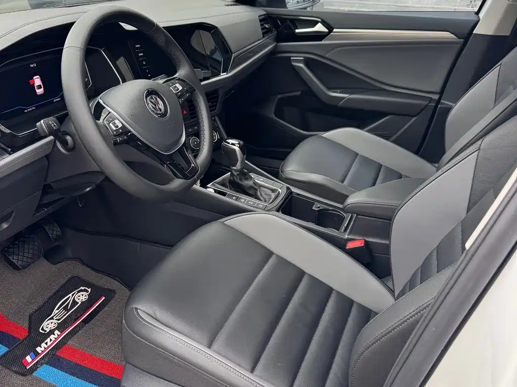 Volkswagen Sagitar 2022