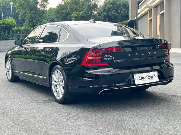 Volvo S90 2020