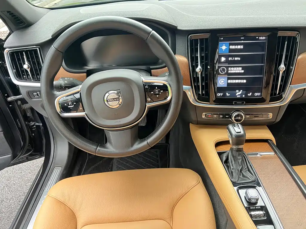 Volvo S90 2020 — фото 19