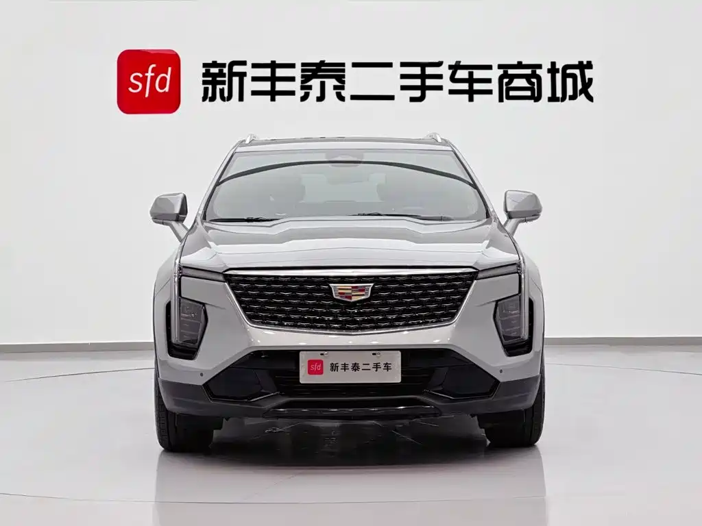 Cadillac XT4 2024 — фото 2