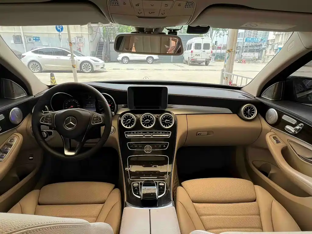 Mercedes-Benz C-Class 2017 — фото 4