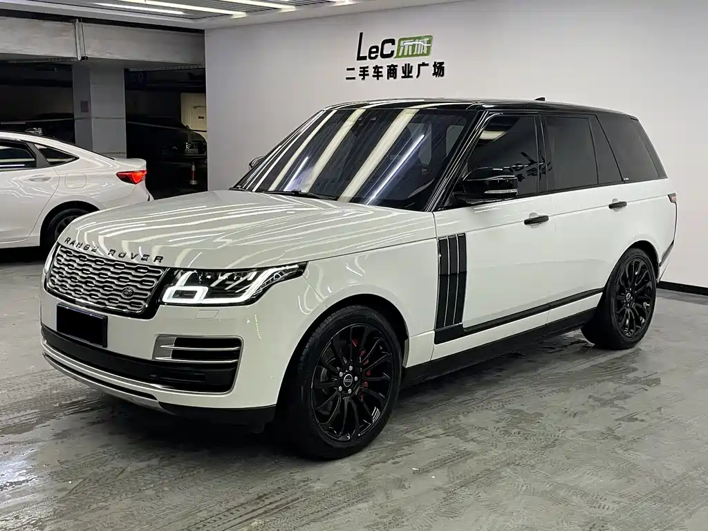 Land Rover Range Rover 2017 — фото 1