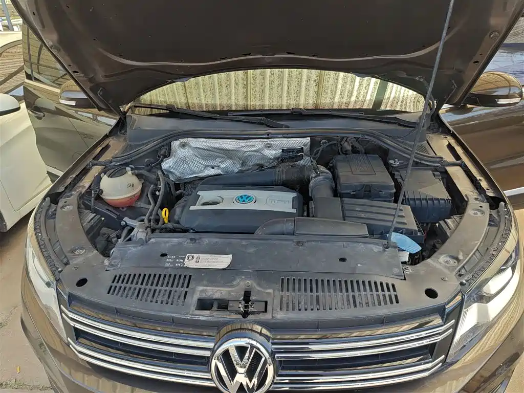 Volkswagen Tiguan 2016 — фото 16