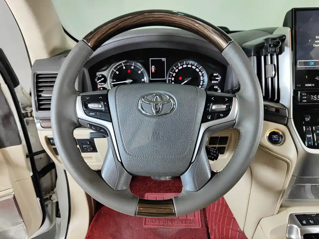 Toyota Land Cruiser 2019 — фото 10