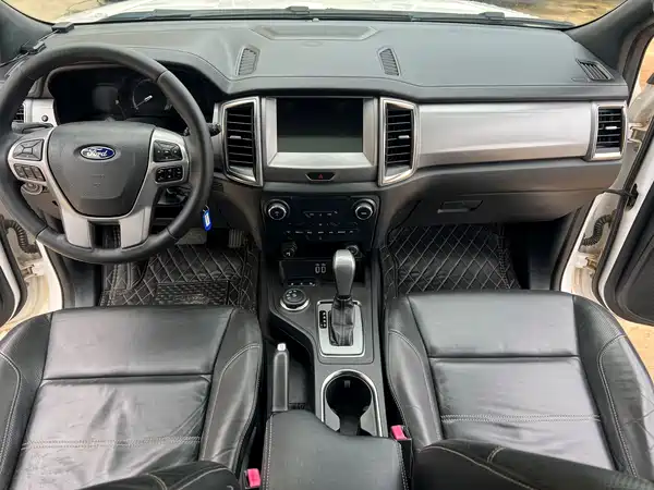 Ford Everest 2018