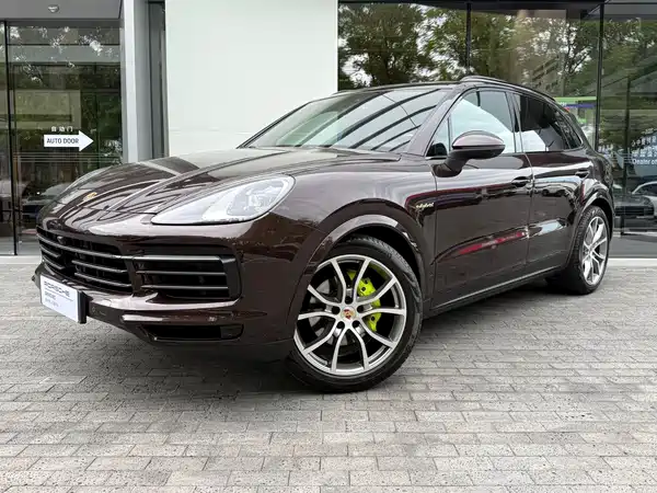 Porsche Cayenne New Energy 2023