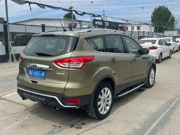 Ford Kuga 2014