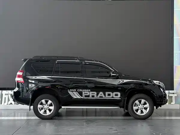 Toyota Prado 2016
