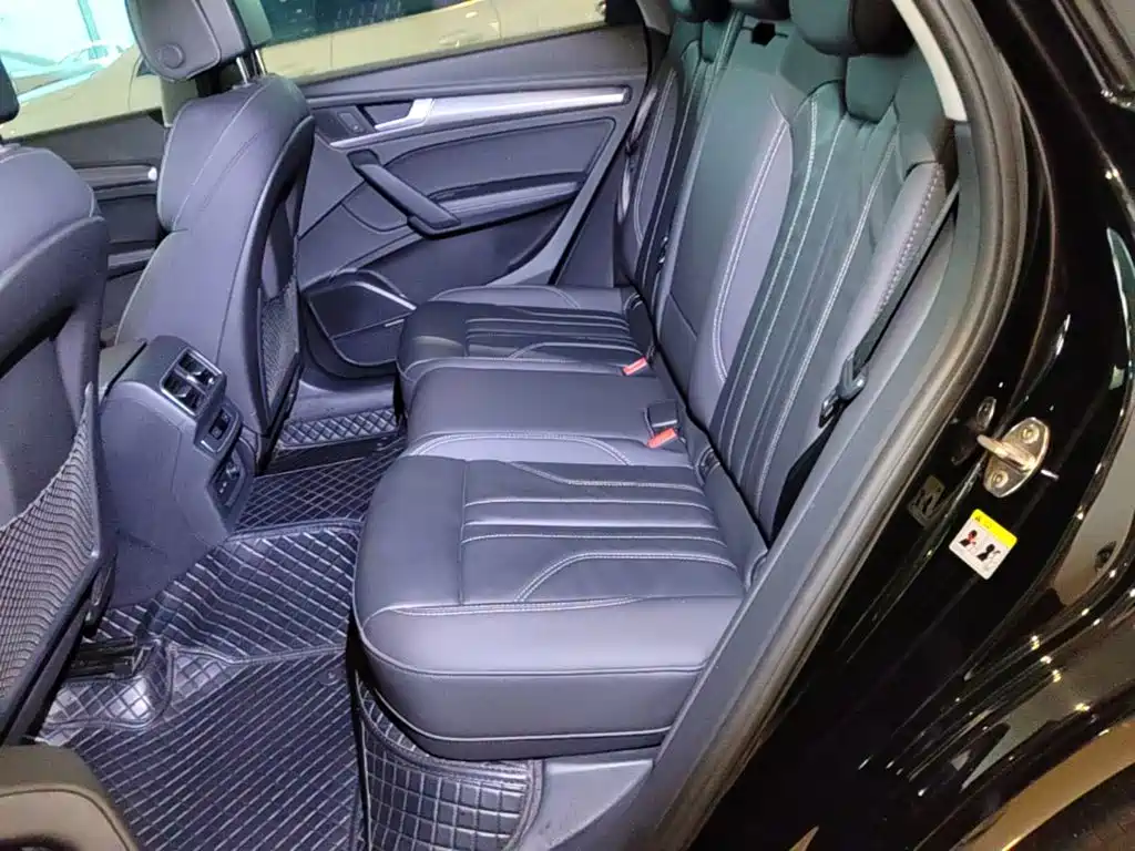 Audi Q5L 2022 — фото 17