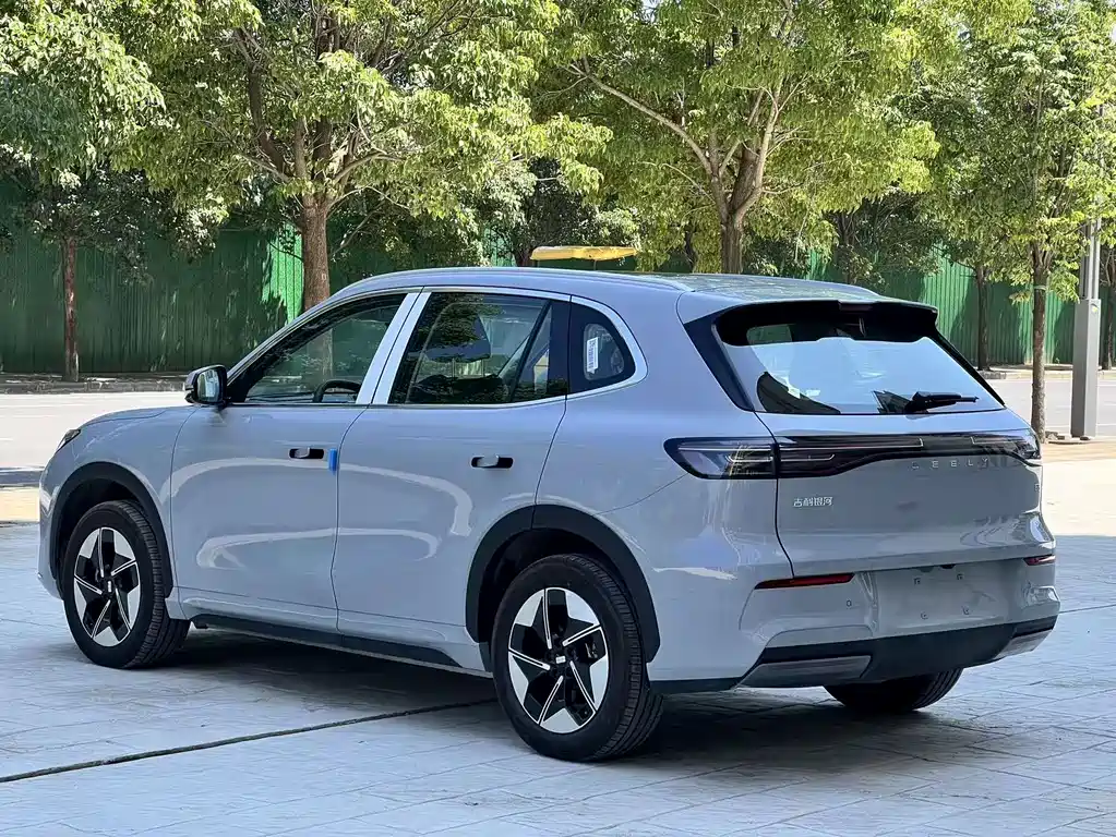 Geely Galaxy E5 2026 — фото 5