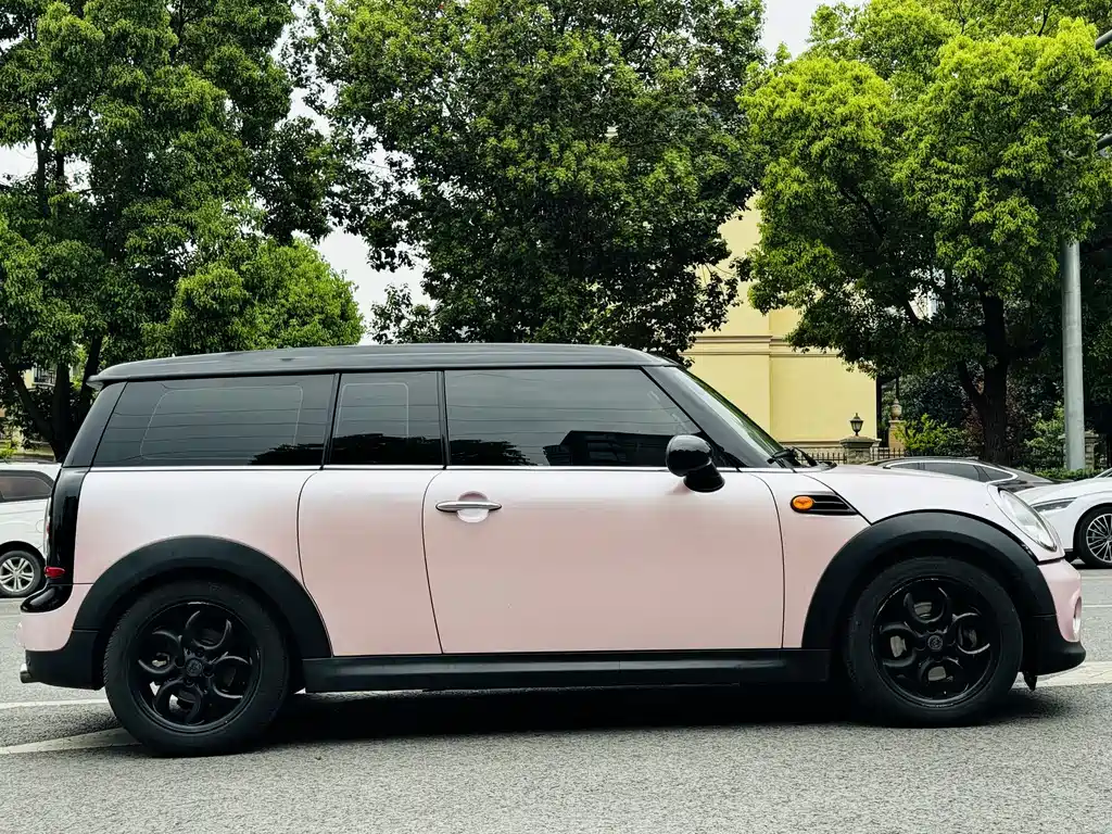 MINI Clubman 2012 — фото 20