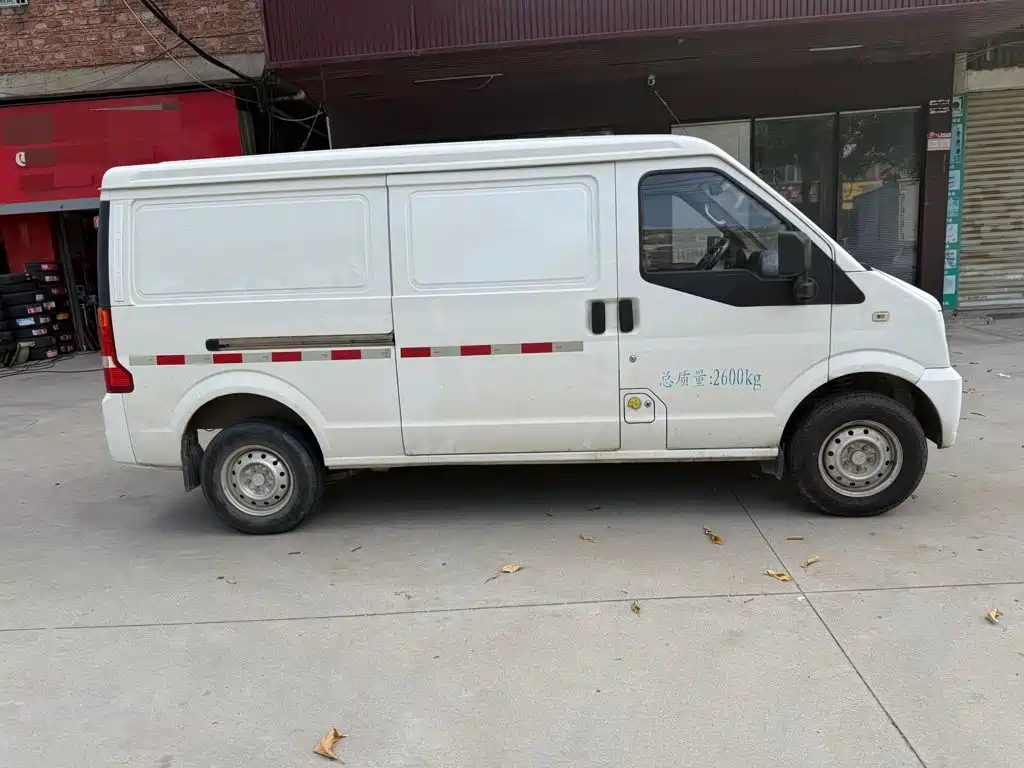 Rich Auto EC35 2021