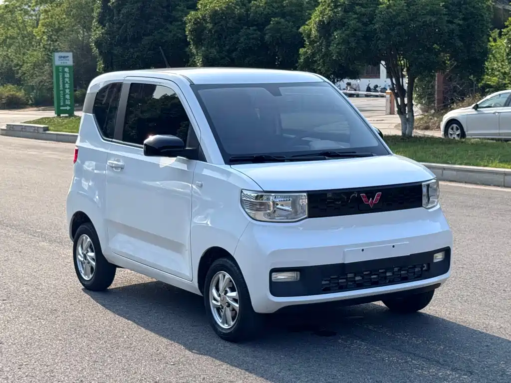 Wuling MINIEV 2021 — фото 3