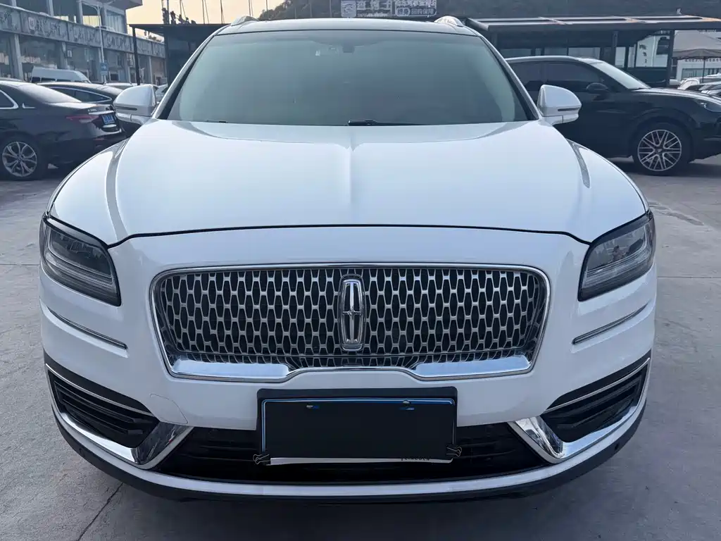 Lincoln Nautilus 2019