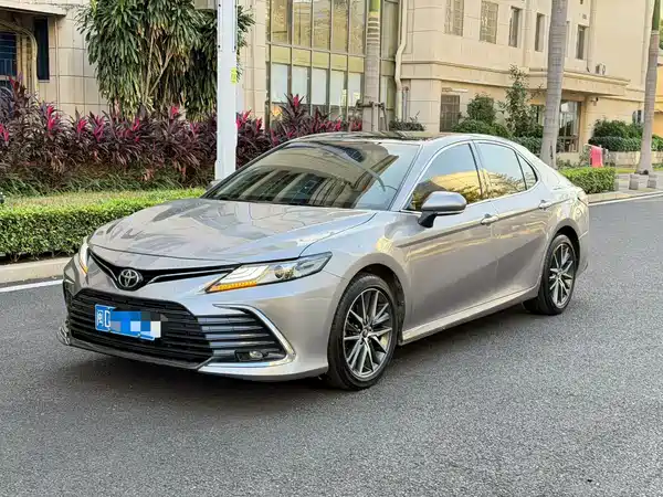 Toyota Camry 2021