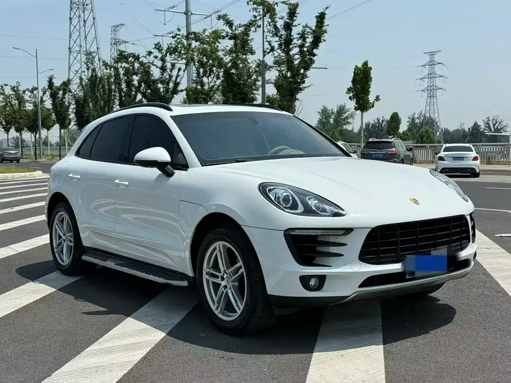 Porsche Macan 2015