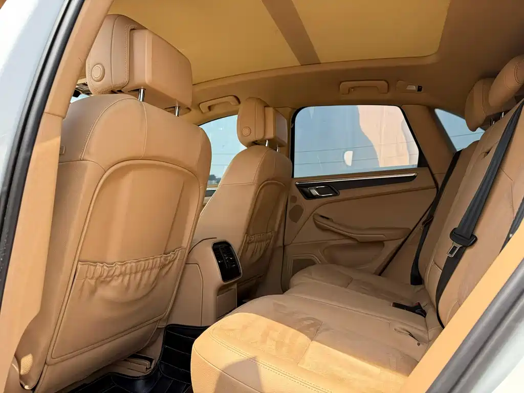 Porsche Macan 2015