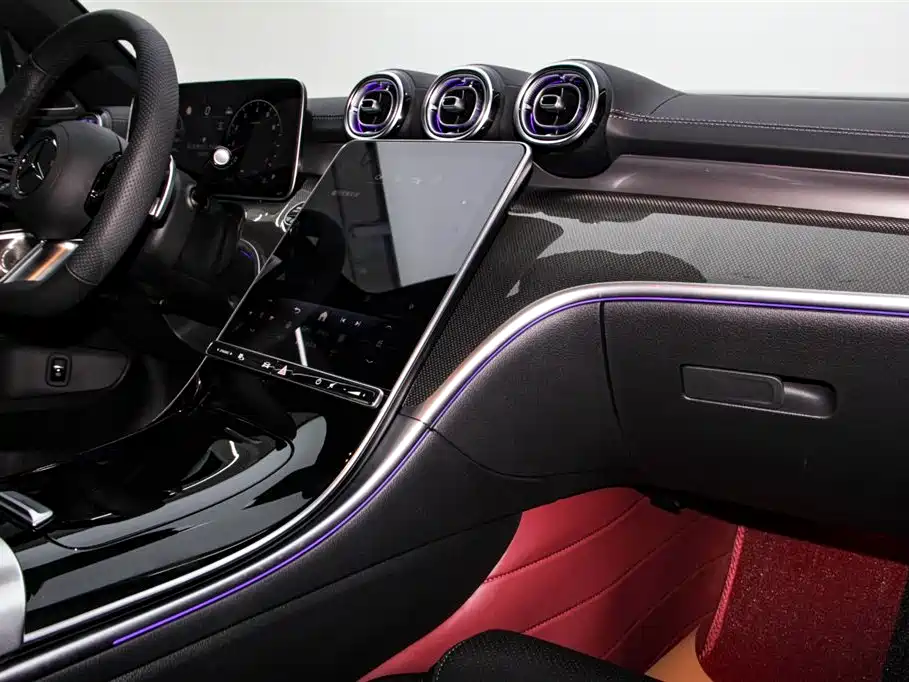 Mercedes-Benz C-Class 2026 — фото 9