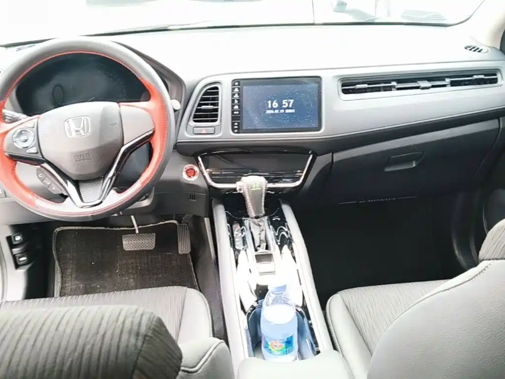 Honda Vezel 2022 — фото 10