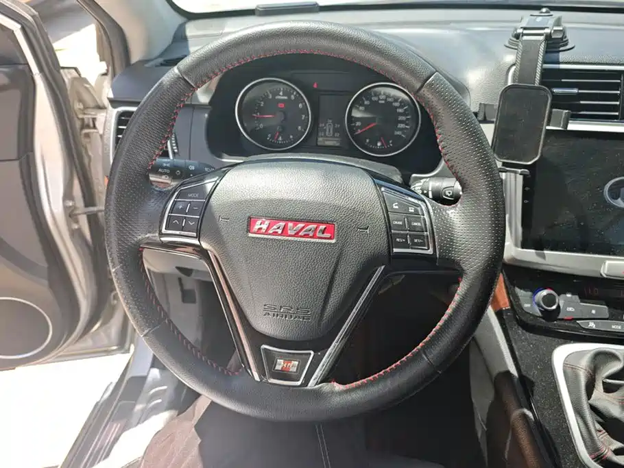 Haval H6 2015 — фото 15
